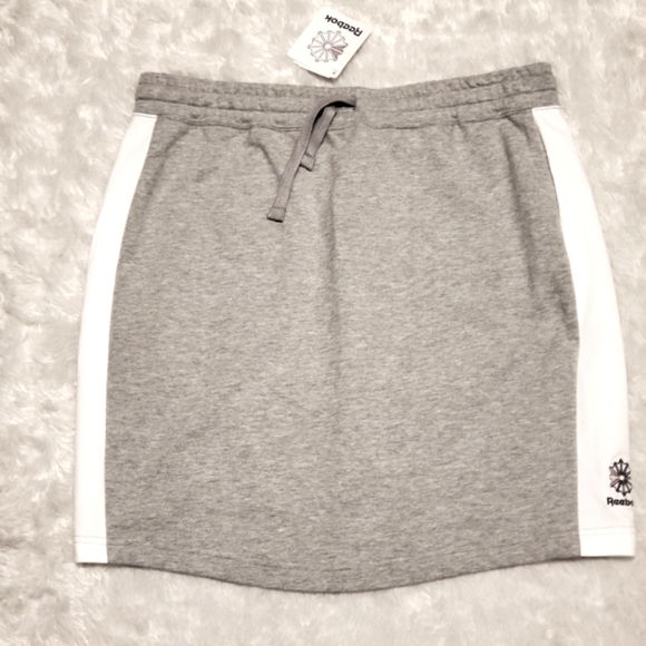 Reebox  Classic Skirt Gray and White Size L - Picture 1 of 6